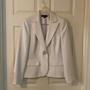 NWT Liz Claiborne 2 piece pant suit size 6